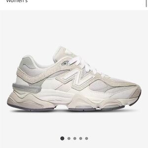 New Balance Women's White and Gray Sneakers 9060